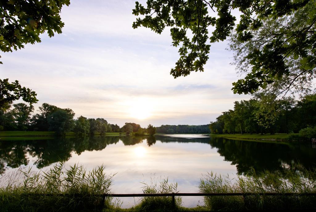 Donaupark Camping Tulln Tulln An Der Donau Exteriör bild